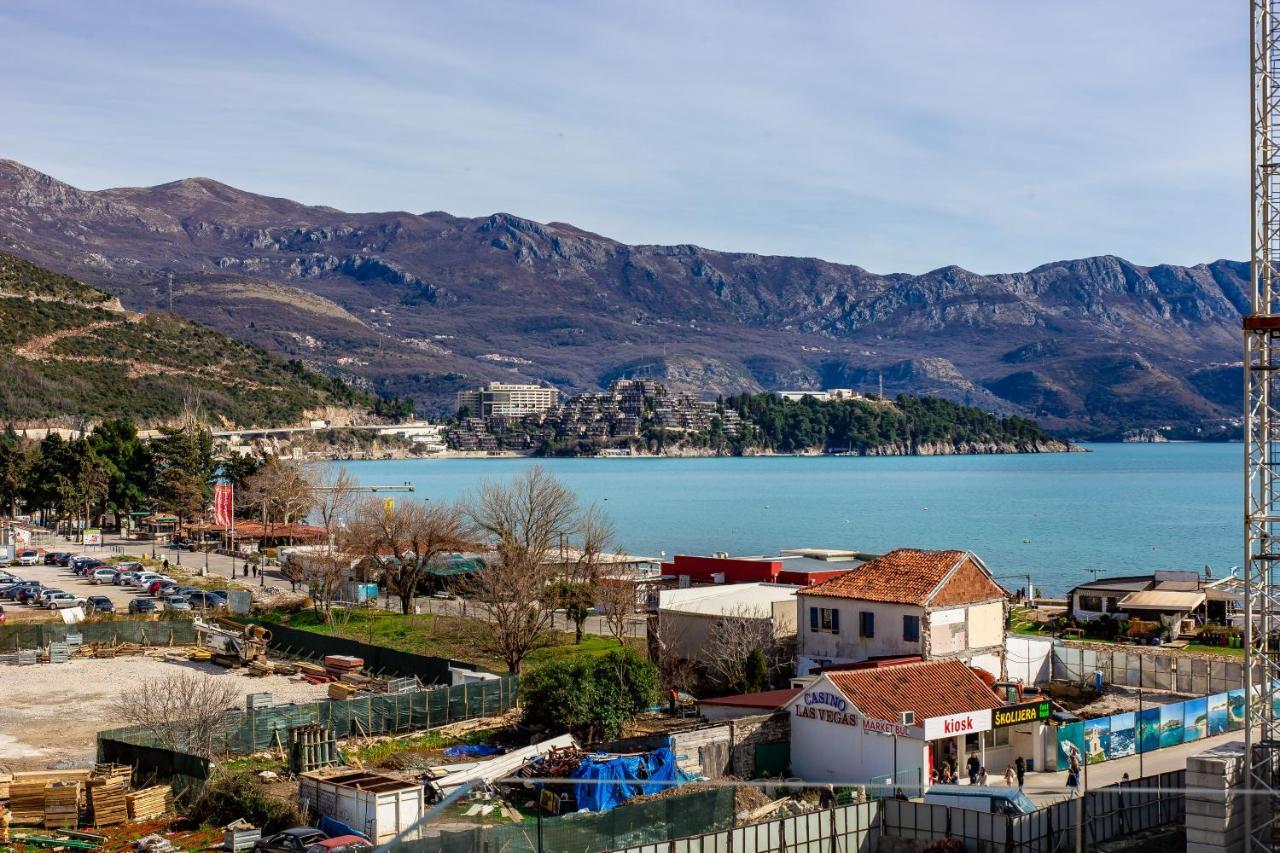 Apartments Lora In Apart-Hotel Budva Exterior foto