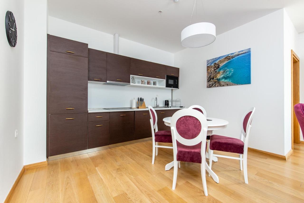 Apartments Lora In Apart-Hotel Budva Exterior foto