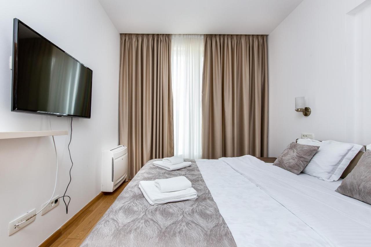 Apartments Lora In Apart-Hotel Budva Exterior foto