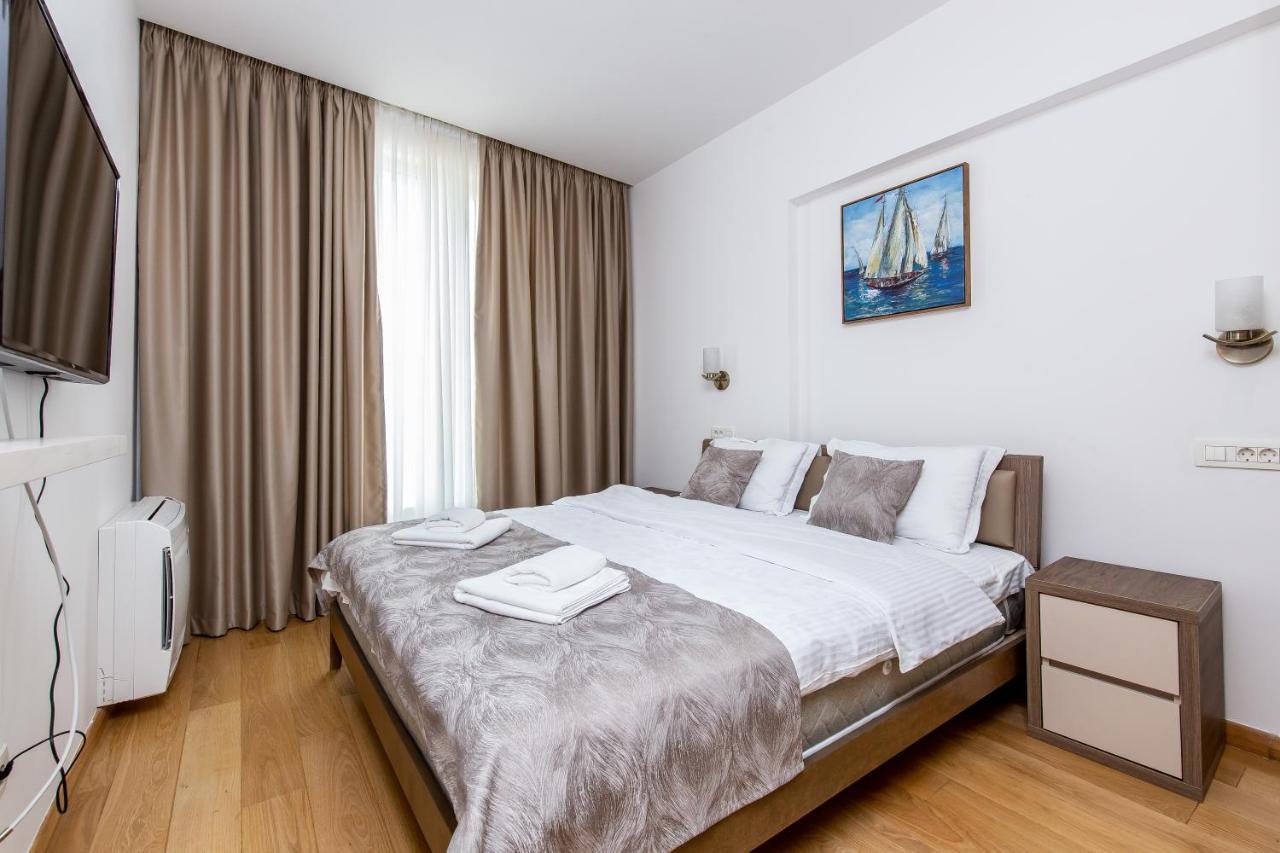 Apartments Lora In Apart-Hotel Budva Exterior foto