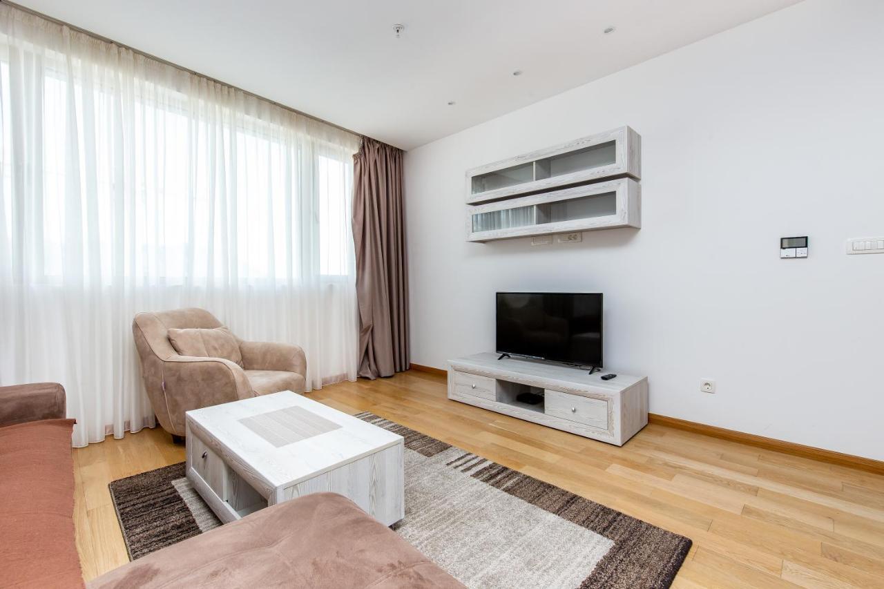 Apartments Lora In Apart-Hotel Budva Exterior foto