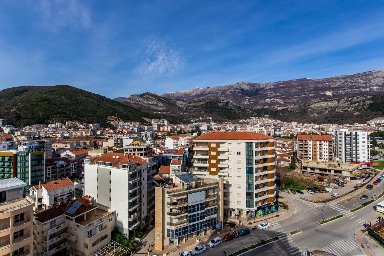 Apartments Lora In Apart-Hotel Budva Exterior foto
